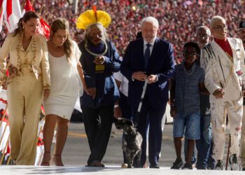 Lula takes reins of Brazil, slams Bolsonaro’s anti-democratic threats